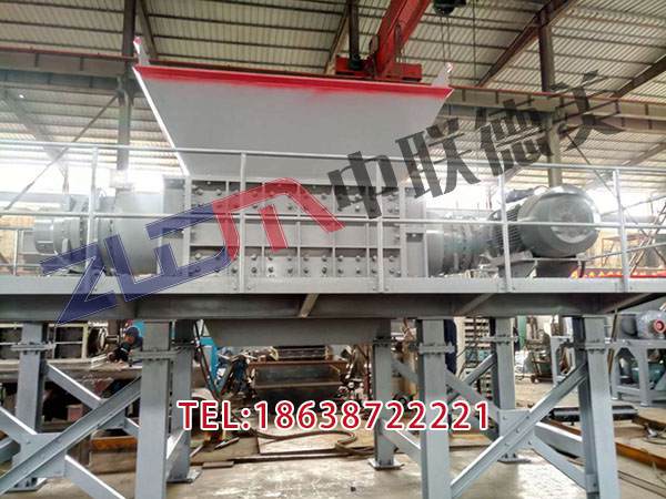 四川废旧塑料撕碎机刀具材料